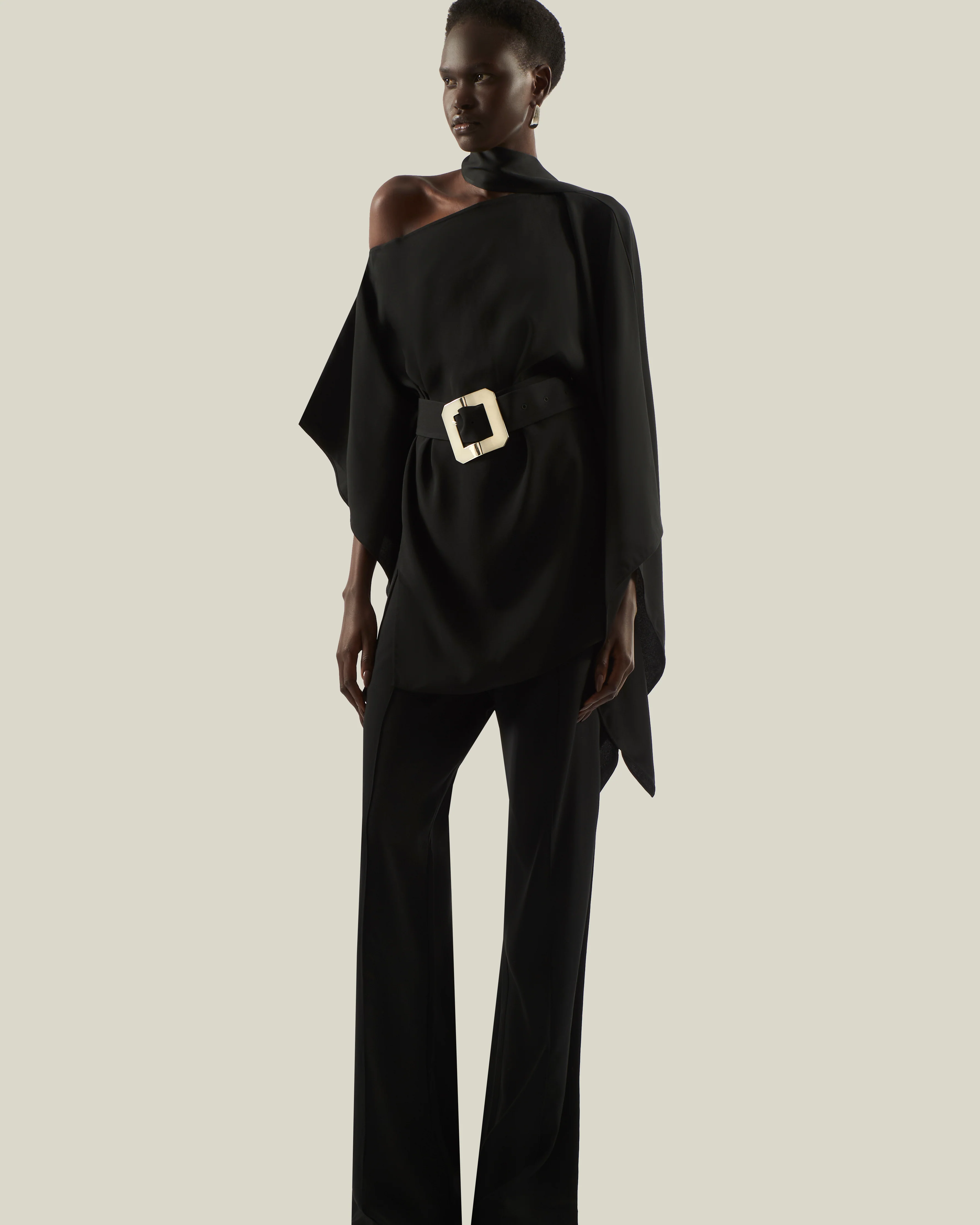Mini Taylor Kaftan in Black - Image 5