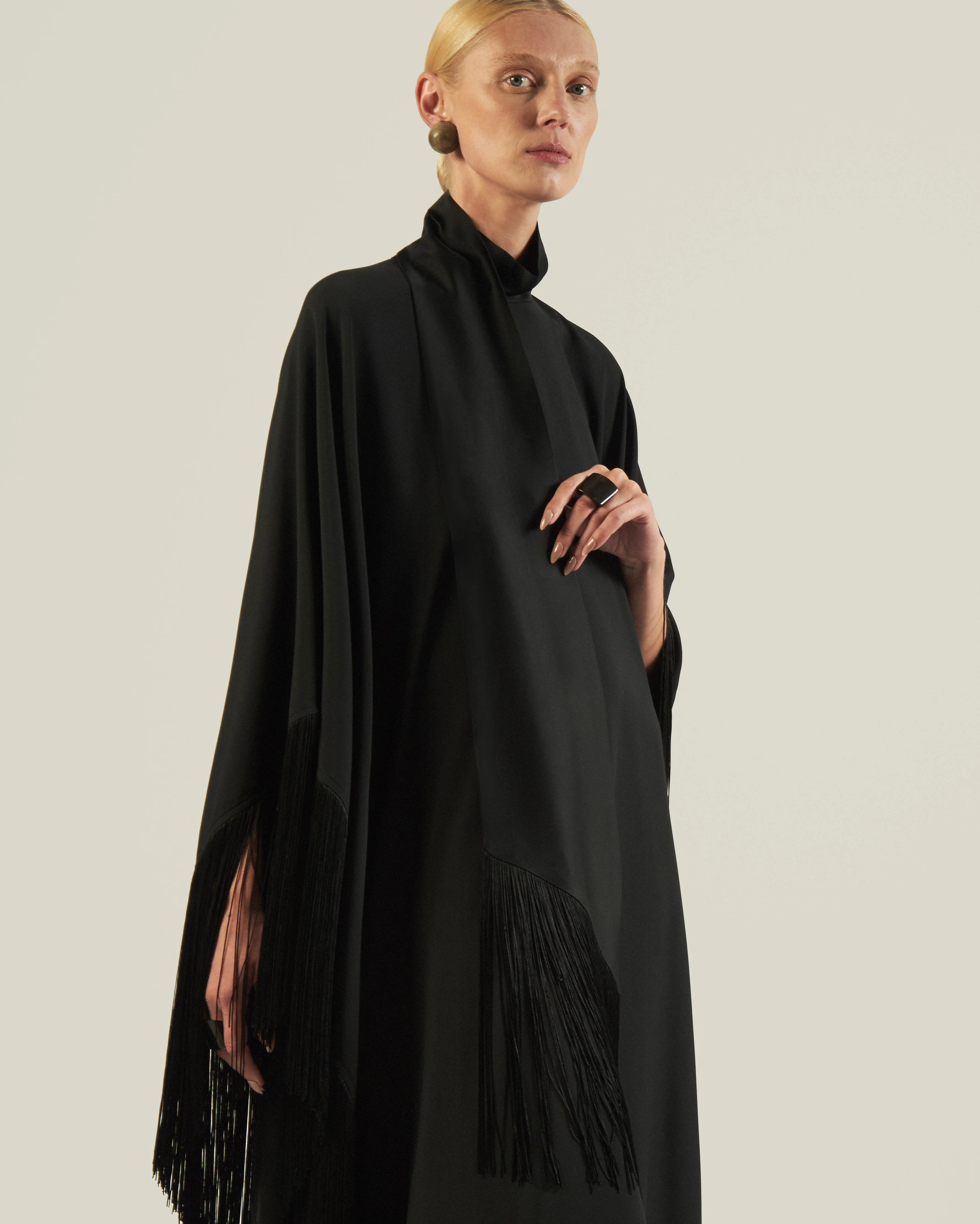 Mrs Ross Kaftan in Black - Image 5