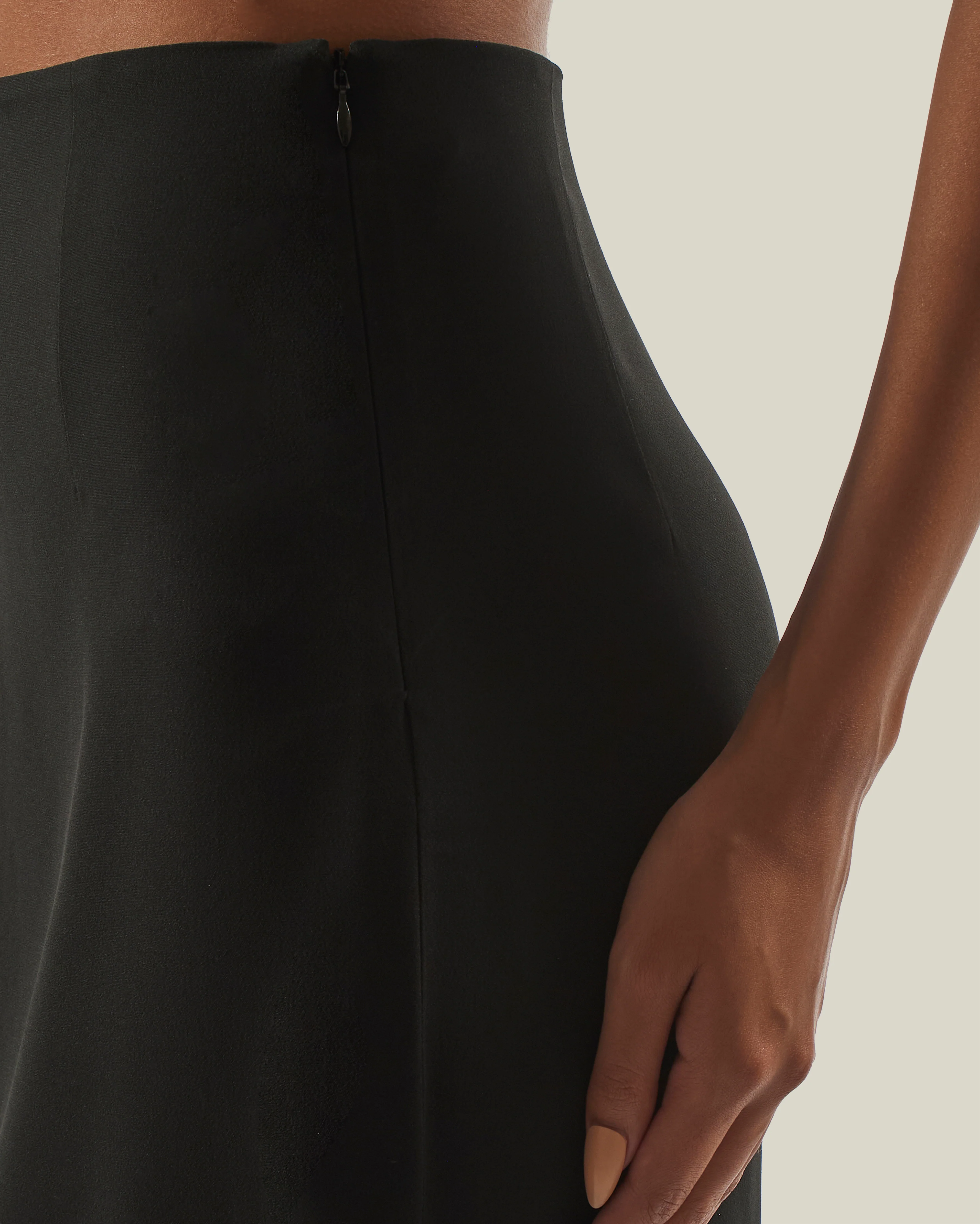 Silver Screen Skirt in Black - Image 5