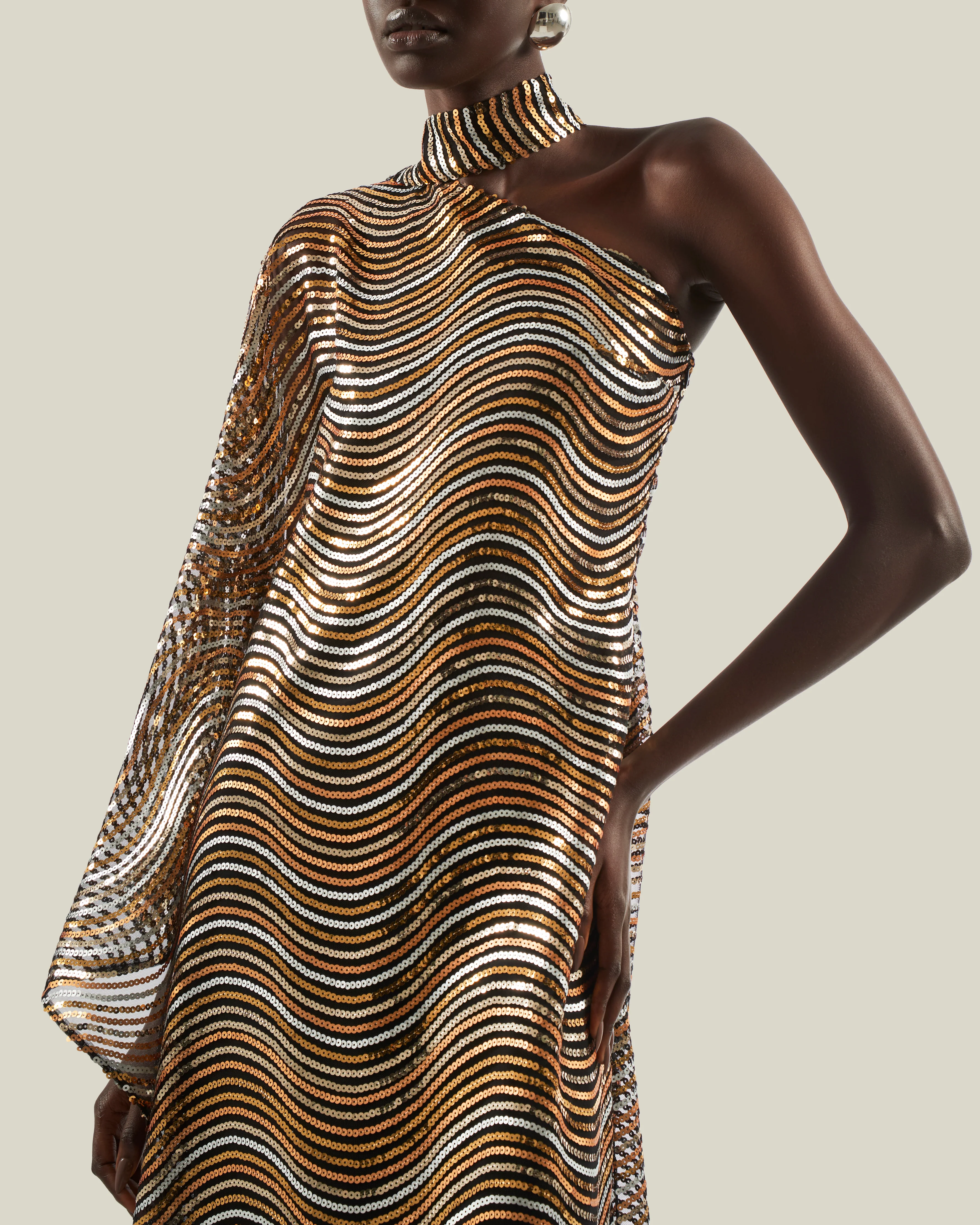 The Glaum Dress in Gold - Image 5