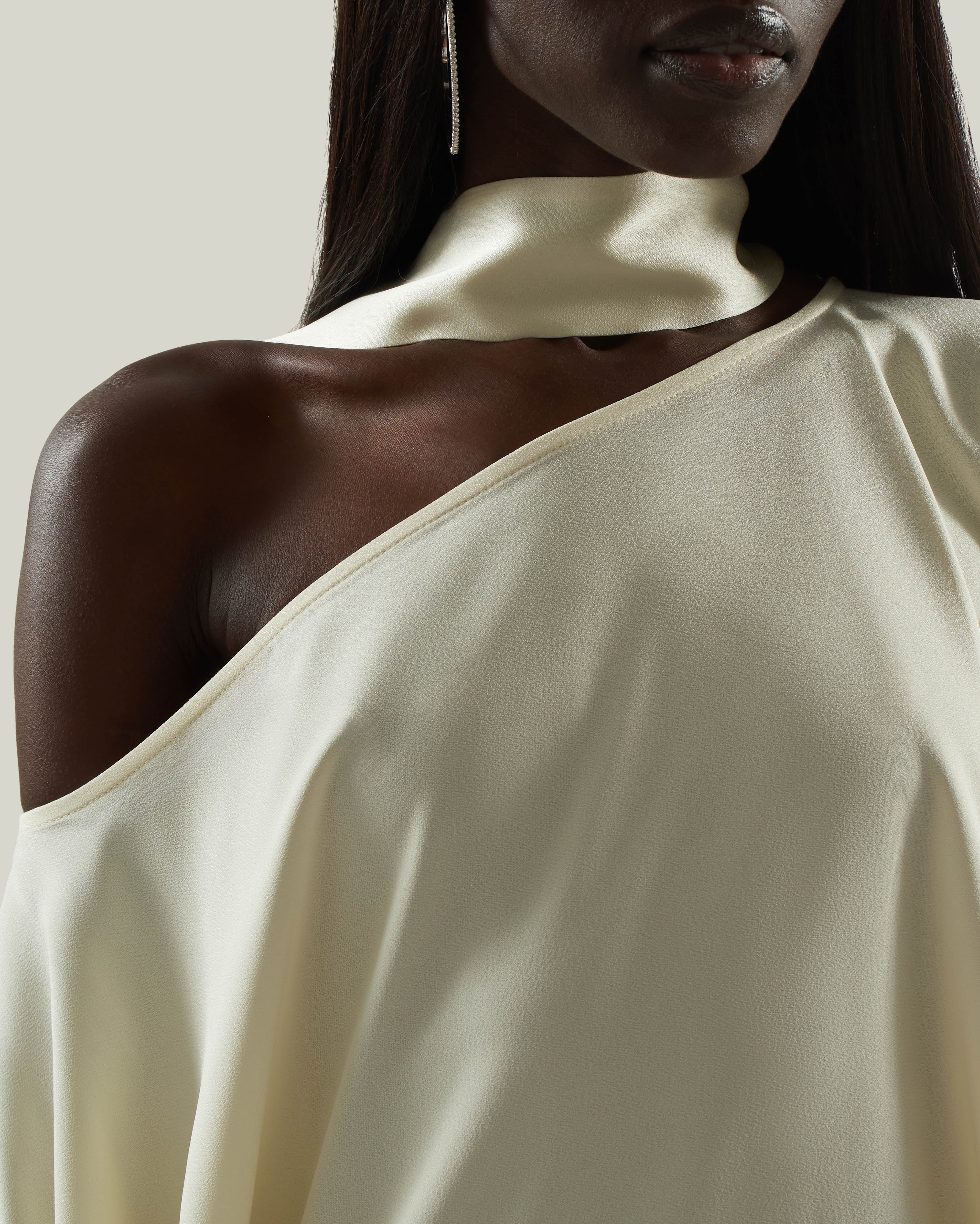 Trebbia Kaftan in Ivory - Image 4